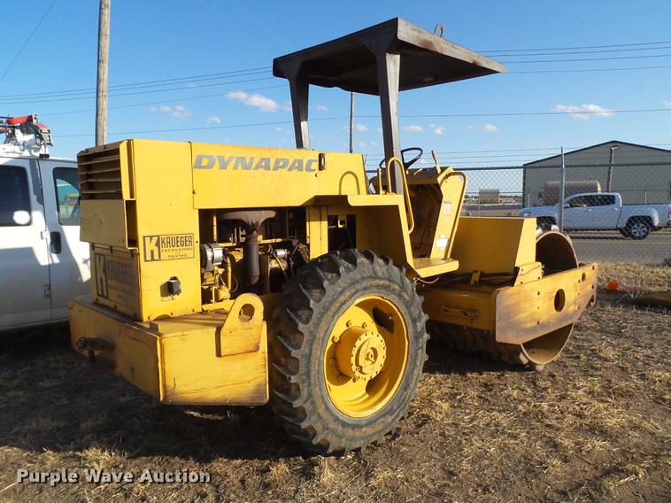 image for item EN9543 Dynapac CA15PD single drum roller