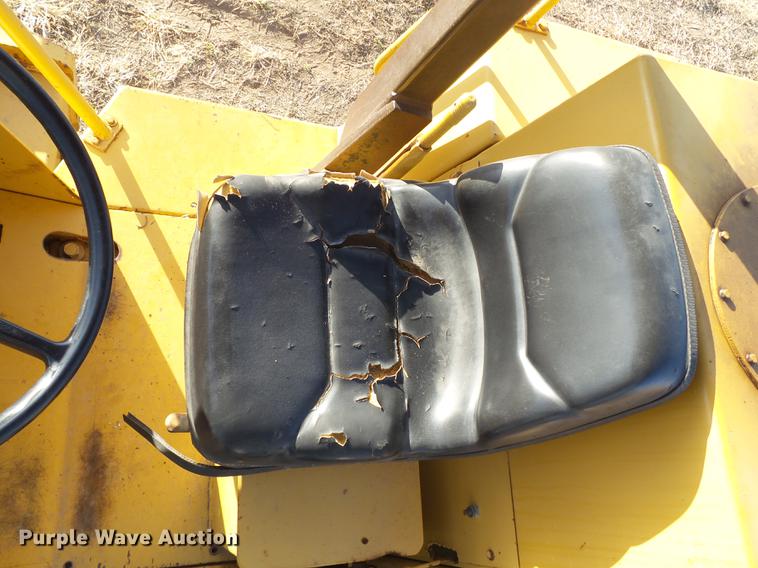 image for item EN9543 Dynapac CA15PD single drum roller