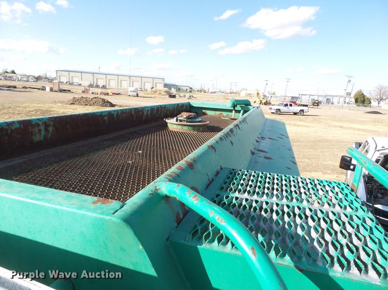 image for item EN9544 1988 Ford L8000 tank truck