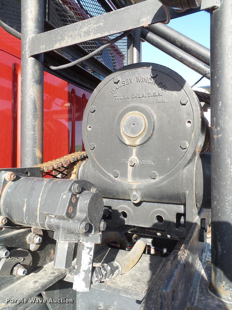 image for item EN9547 1996 International 2674 semi truck