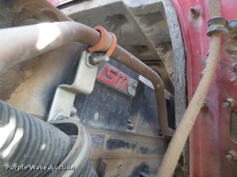 image for item EN9547 1996 International 2674 semi truck