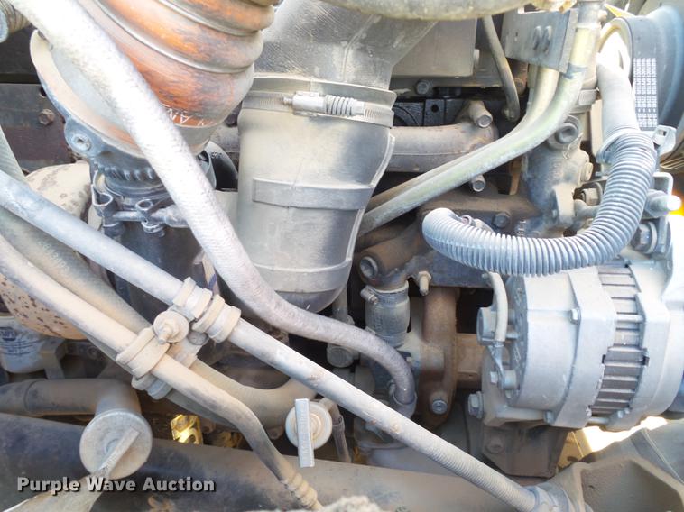 image for item EN9547 1996 International 2674 semi truck