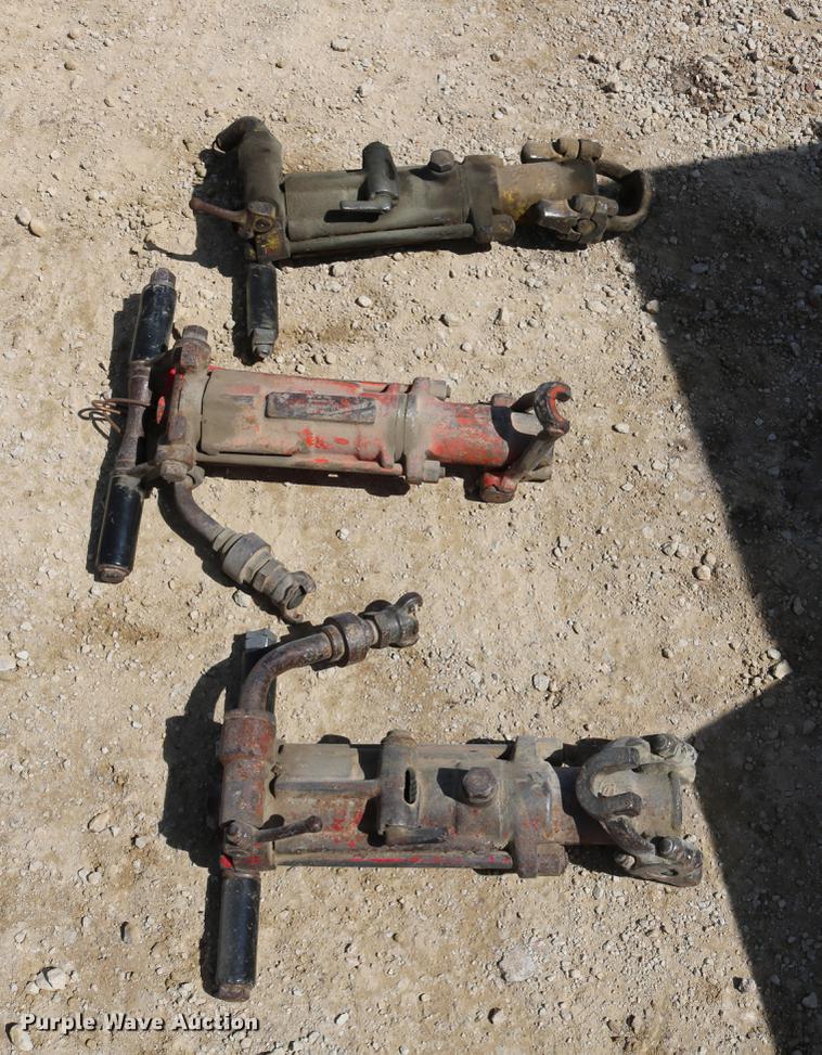 image for item EW9107 Gordon Smith 100 air compressor