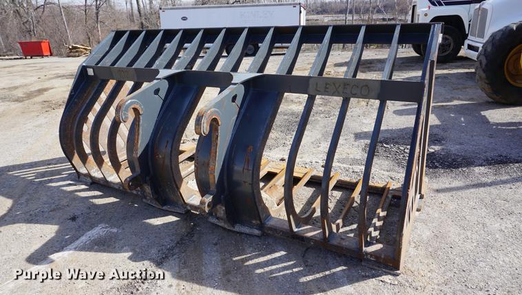 image for item G1084 JRB 824J loader rock bucket