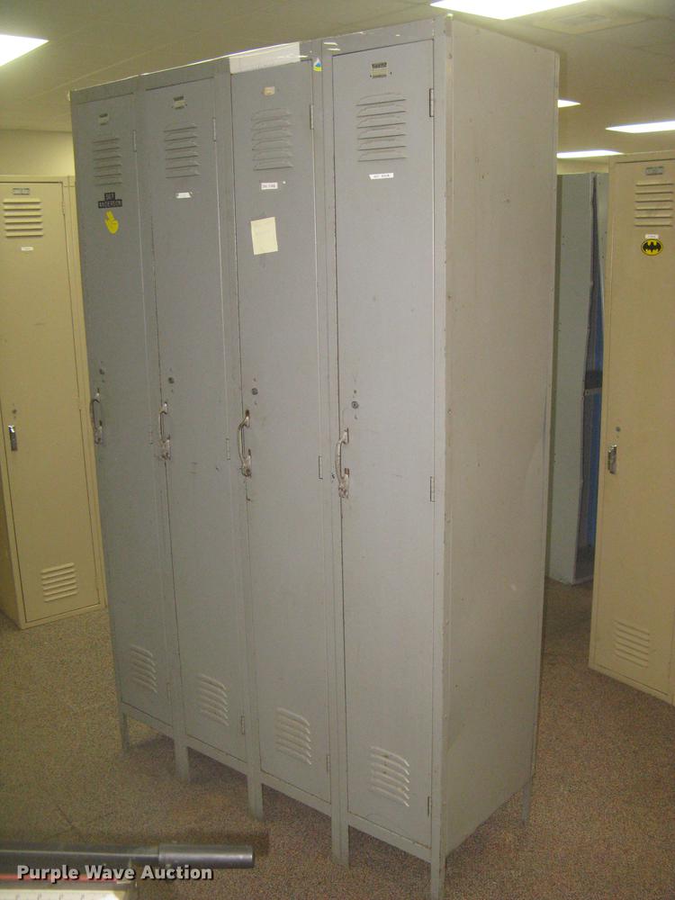 (8) steel lockers and filing in Wichita, KS Item BF9768 sold