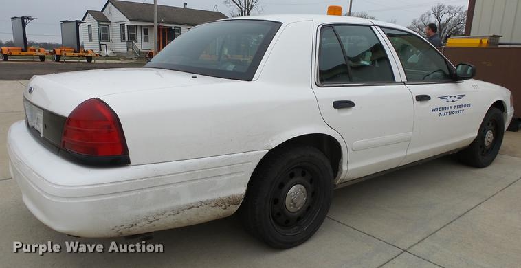image for item DC3149 2007 Ford Crown Victoria Police Interceptor