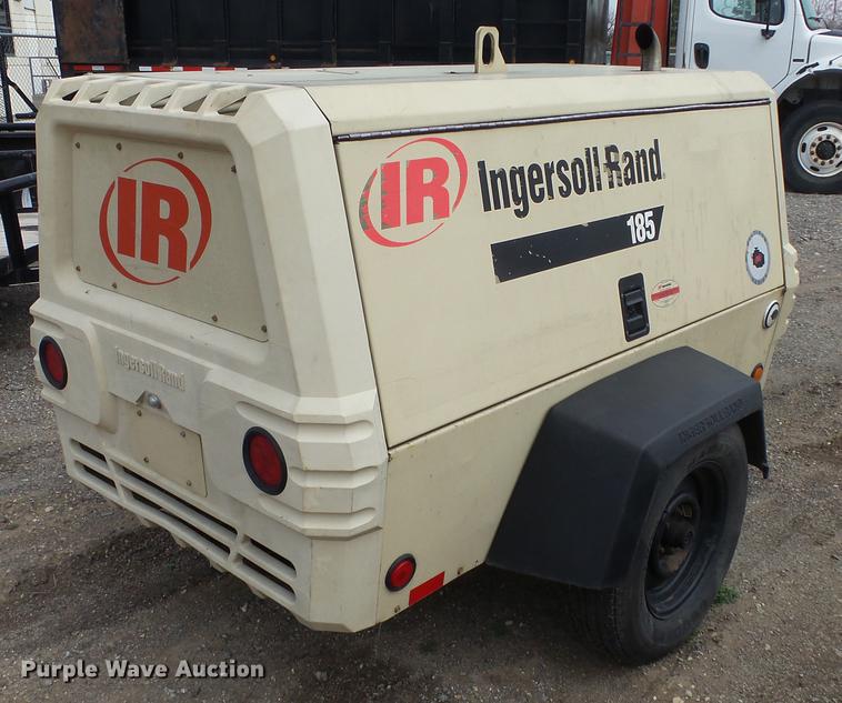 image for item DC3174 2004 Ingersoll Rand 185 air compressor
