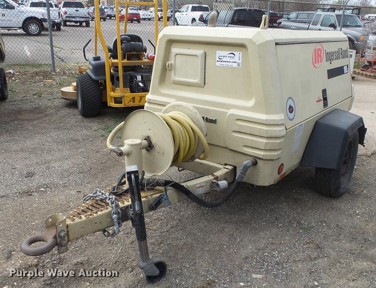 image for item DC3174 2004 Ingersoll Rand 185 air compressor