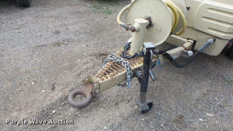 image for item DC3174 2004 Ingersoll Rand 185 air compressor