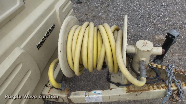 image for item DC3174 2004 Ingersoll Rand 185 air compressor