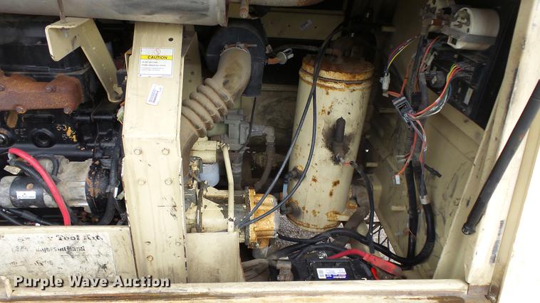 image for item DC3174 2004 Ingersoll Rand 185 air compressor