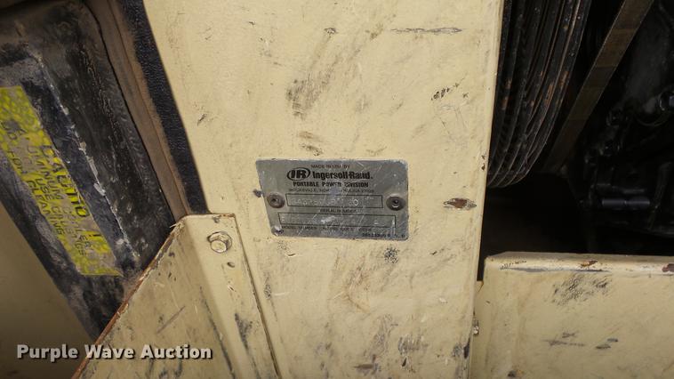 image for item DC3174 2004 Ingersoll Rand 185 air compressor