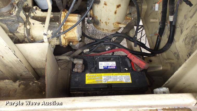 image for item DC3174 2004 Ingersoll Rand 185 air compressor