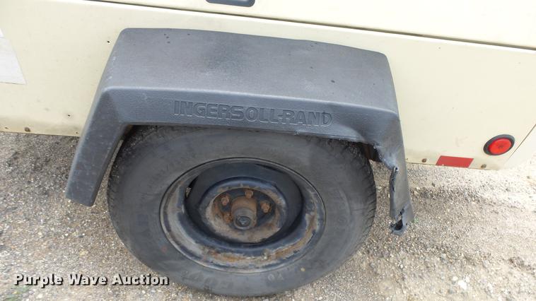 image for item DC3174 2004 Ingersoll Rand 185 air compressor
