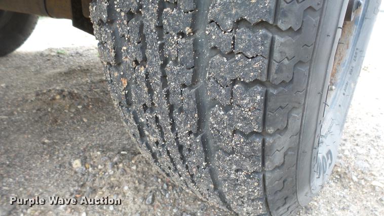 image for item DC3174 2004 Ingersoll Rand 185 air compressor