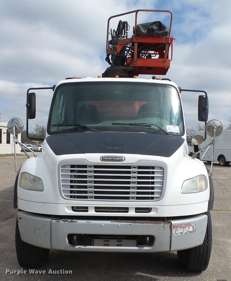 image for item DC3177 2007 Freightliner M2 106 crane truck