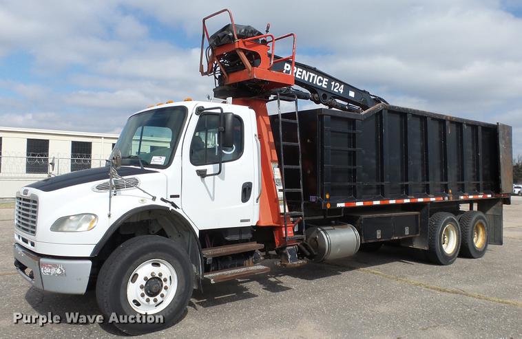 image for item DC3177 2007 Freightliner M2 106 crane truck