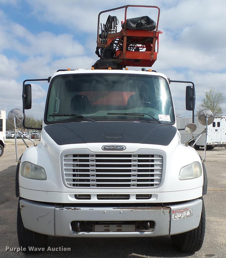 image for item DC3177 2007 Freightliner M2 106 crane truck