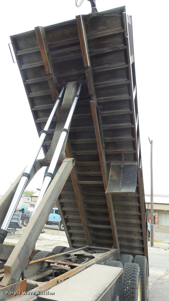 image for item DC3177 2007 Freightliner M2 106 crane truck