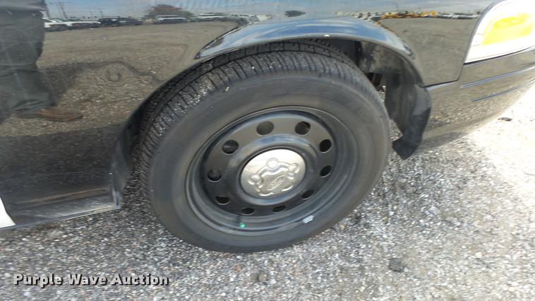 image for item DC3178 2010 Ford Crown Victoria Police Interceptor