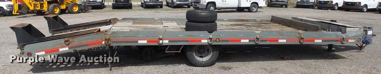 image for item DC3179 2007 Interstate utlity trailer