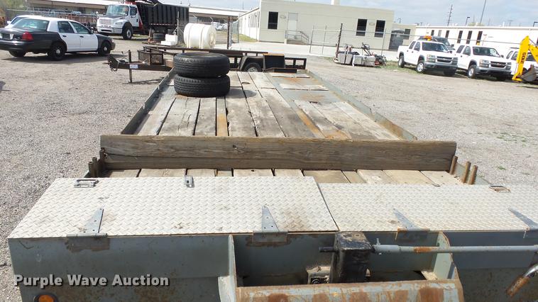 image for item DC3179 2007 Interstate utlity trailer