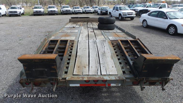 image for item DC3179 2007 Interstate utlity trailer