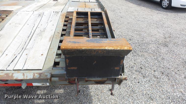 image for item DC3179 2007 Interstate utlity trailer