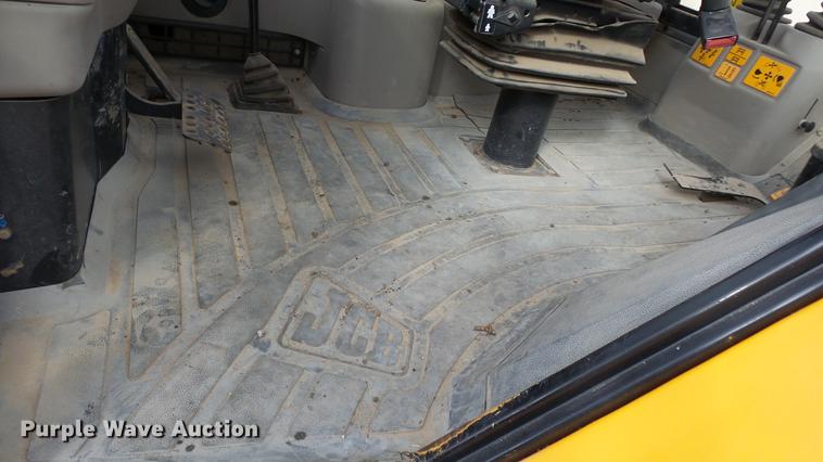 image for item DC3181 1999 JCB 210S Series 2 backhoe