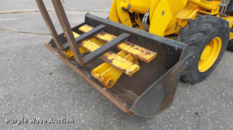 image for item DC3181 1999 JCB 210S Series 2 backhoe