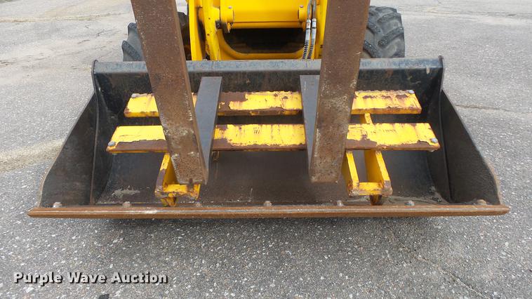 image for item DC3181 1999 JCB 210S Series 2 backhoe