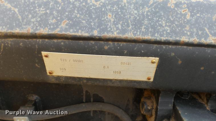 image for item DC3181 1999 JCB 210S Series 2 backhoe