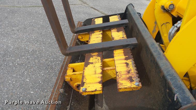 image for item DC3181 1999 JCB 210S Series 2 backhoe