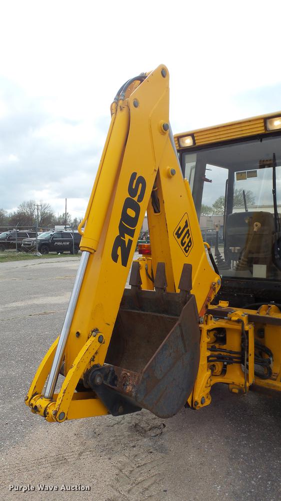 image for item DC3181 1999 JCB 210S Series 2 backhoe