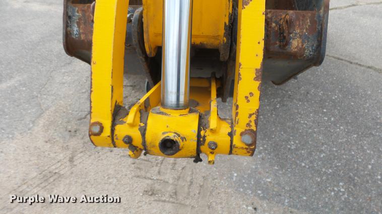 image for item DC3181 1999 JCB 210S Series 2 backhoe