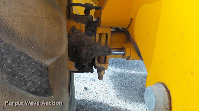 image for item DC3181 1999 JCB 210S Series 2 backhoe