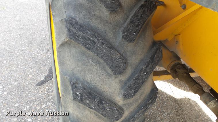 image for item DC3181 1999 JCB 210S Series 2 backhoe