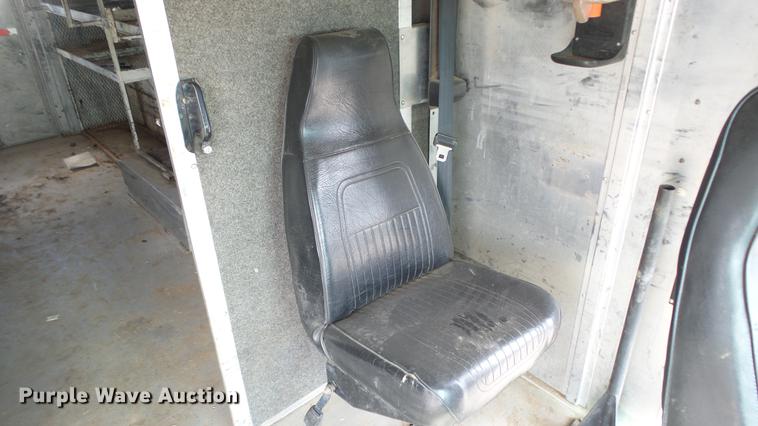 image for item DC3182 2006 Freightliner MT55 delivery truck