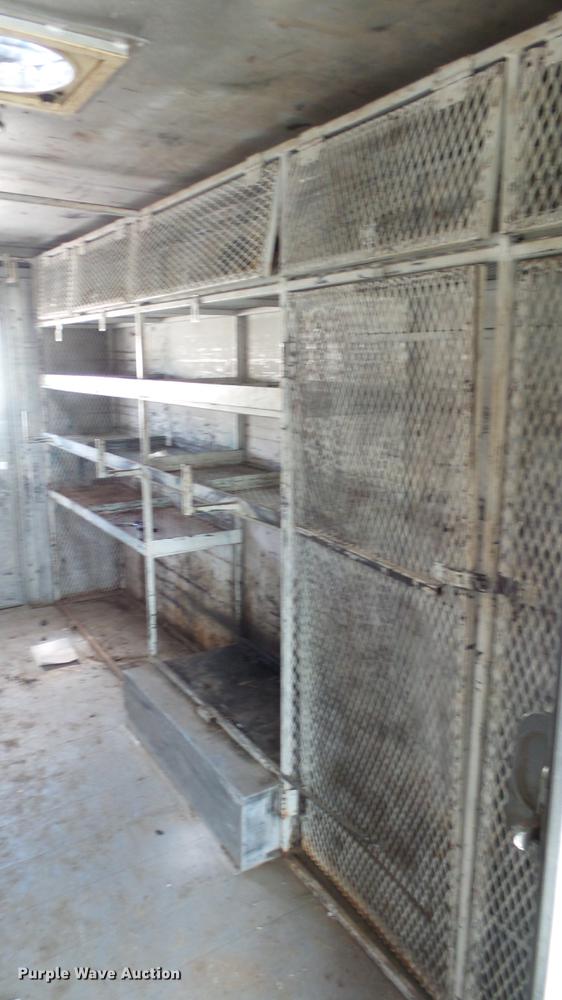 image for item DC3182 2006 Freightliner MT55 delivery truck