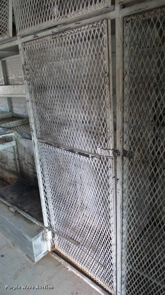 image for item DC3182 2006 Freightliner MT55 delivery truck