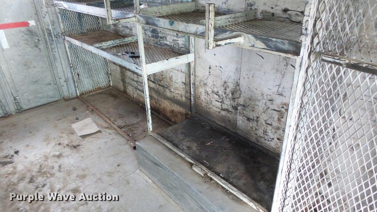 image for item DC3182 2006 Freightliner MT55 delivery truck