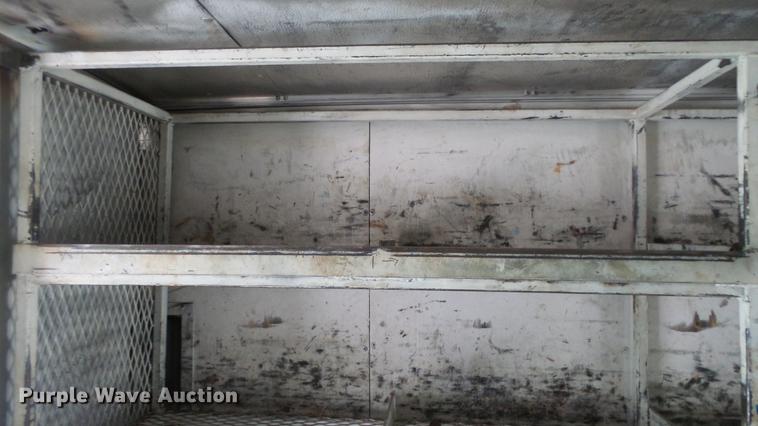 image for item DC3182 2006 Freightliner MT55 delivery truck