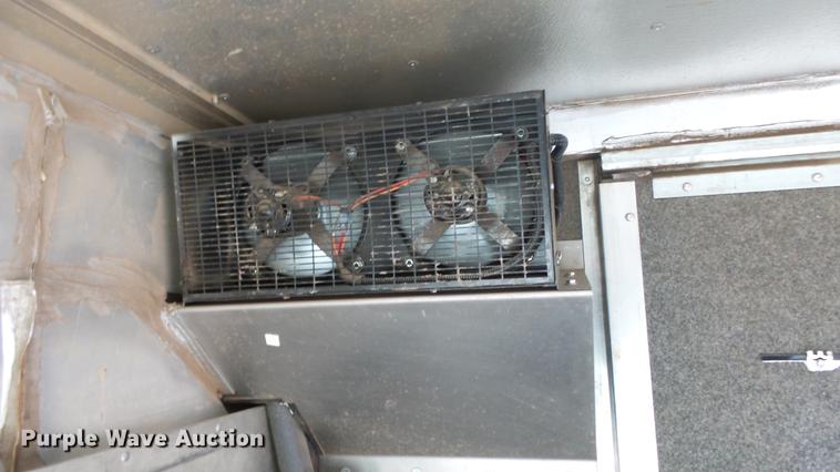 image for item DC3183 2009 Freightliner MT55 delivery truck