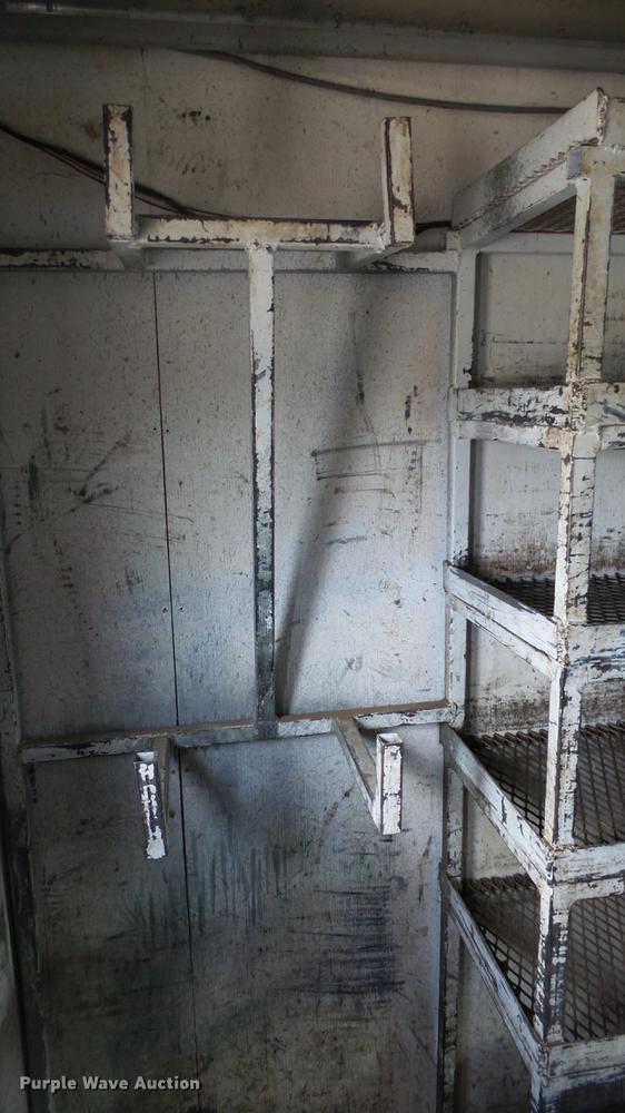 image for item DC3183 2009 Freightliner MT55 delivery truck