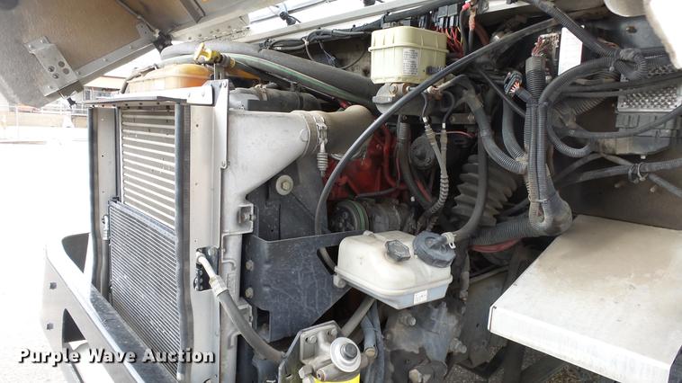 image for item DC3183 2009 Freightliner MT55 delivery truck