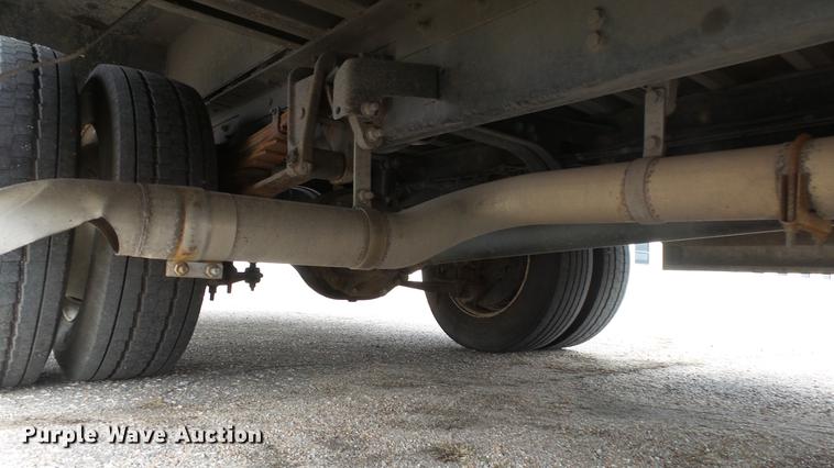 image for item DC3183 2009 Freightliner MT55 delivery truck