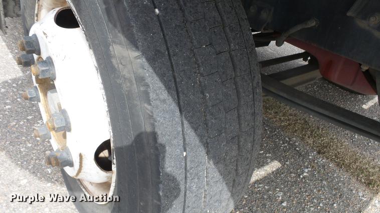 image for item DC3183 2009 Freightliner MT55 delivery truck