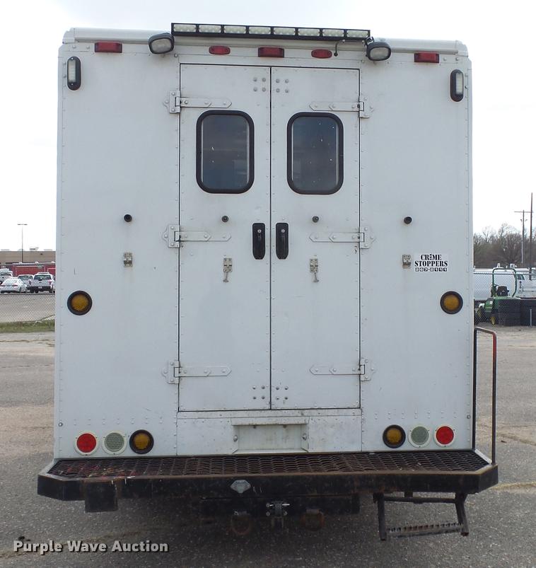 image for item DC3184 2009 Freightliner MT55 delivery truck