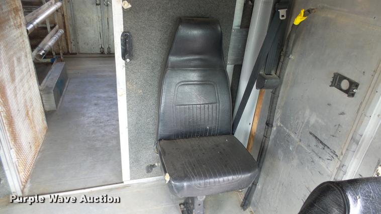 image for item DC3184 2009 Freightliner MT55 delivery truck