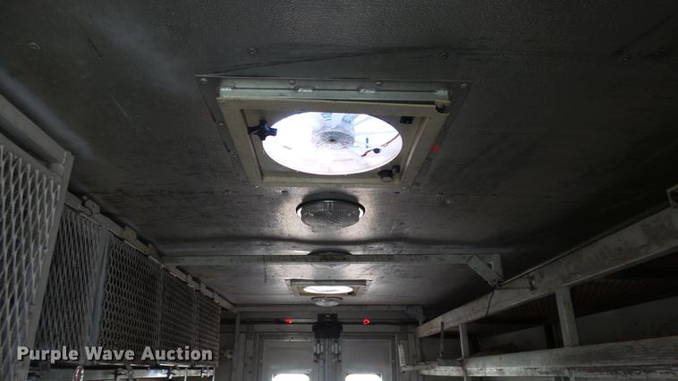 image for item DC3184 2009 Freightliner MT55 delivery truck